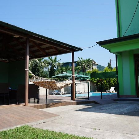 Villa Qero Batumi Exteriör bild