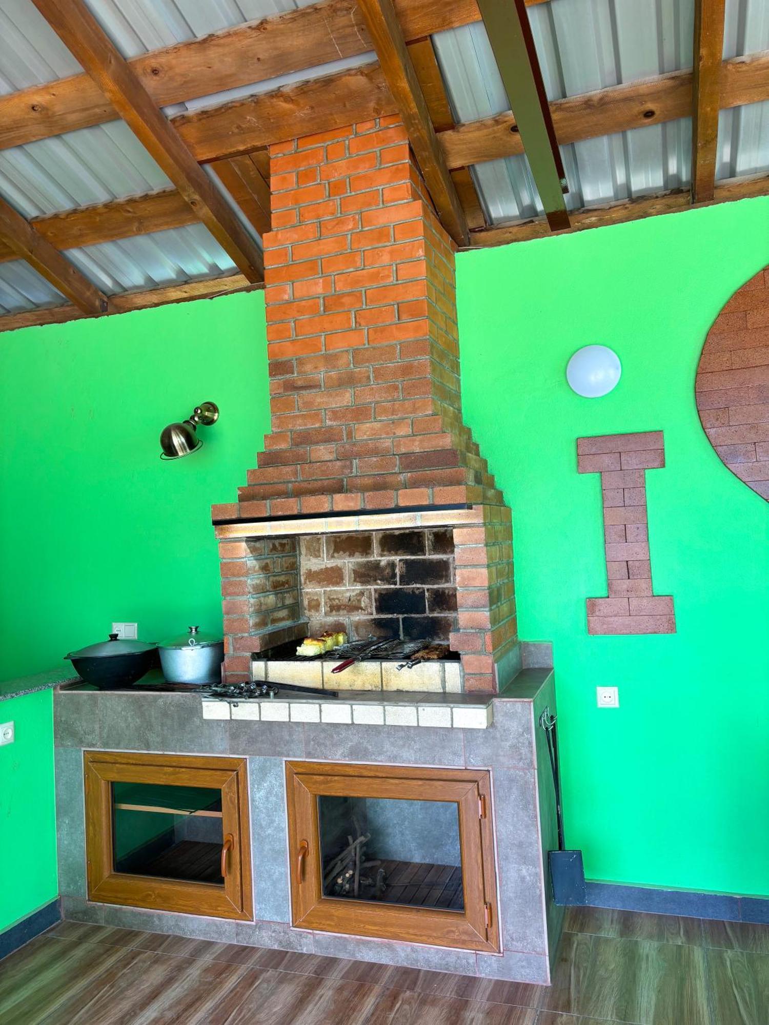 Villa Qero Batumi Exteriör bild